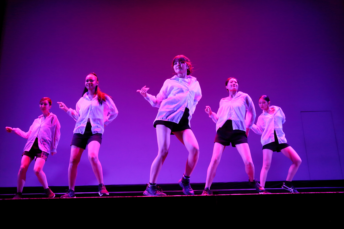 ミス・ワールド・ジャパン2025沖縄代表 儀間蘭月、日本大会のステージでは、日本代表選考のBWP審査上位入賞者として選抜メンバーによるプレゼンテーション、そしてファイナリスによるタレントショーでは、特技であるダンスを披露し大会を大いに盛り上げました。